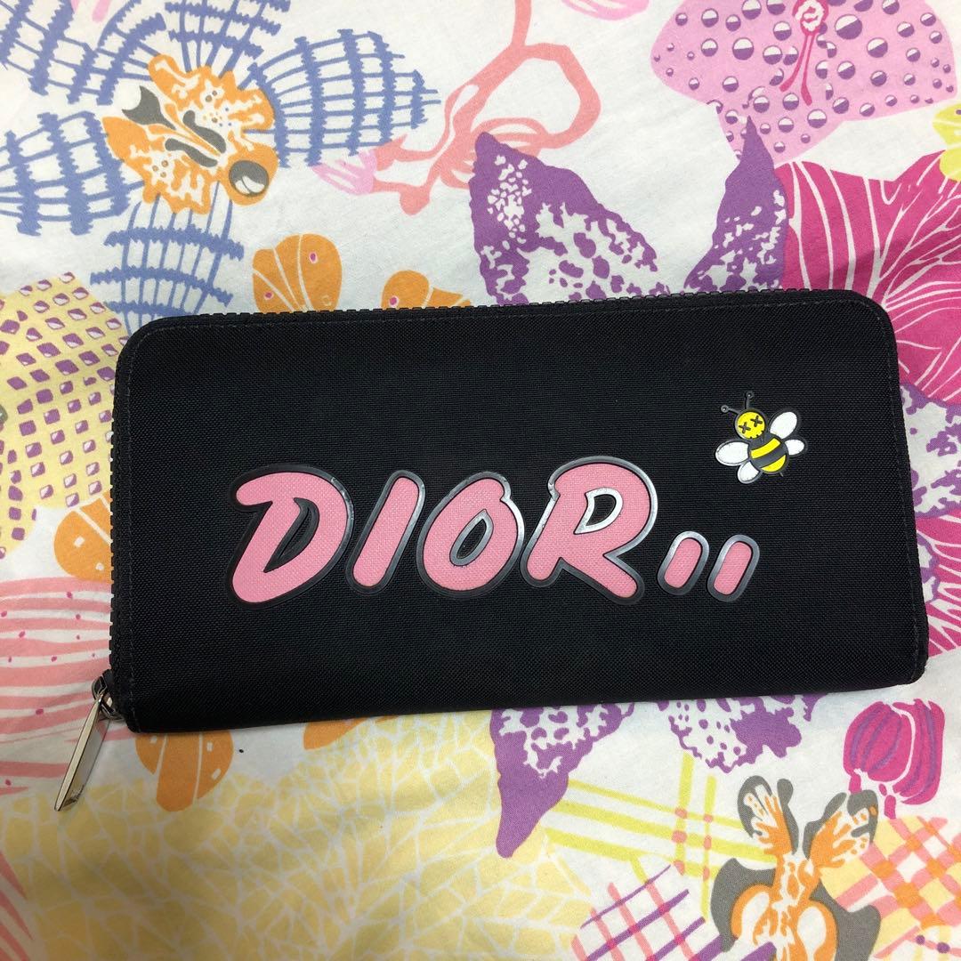 Dior kaws ディオール カウズ