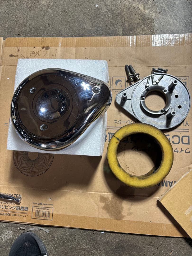 エアクリーナーカバー クロームメッキ ダイナFXDL2011年式に付けてました