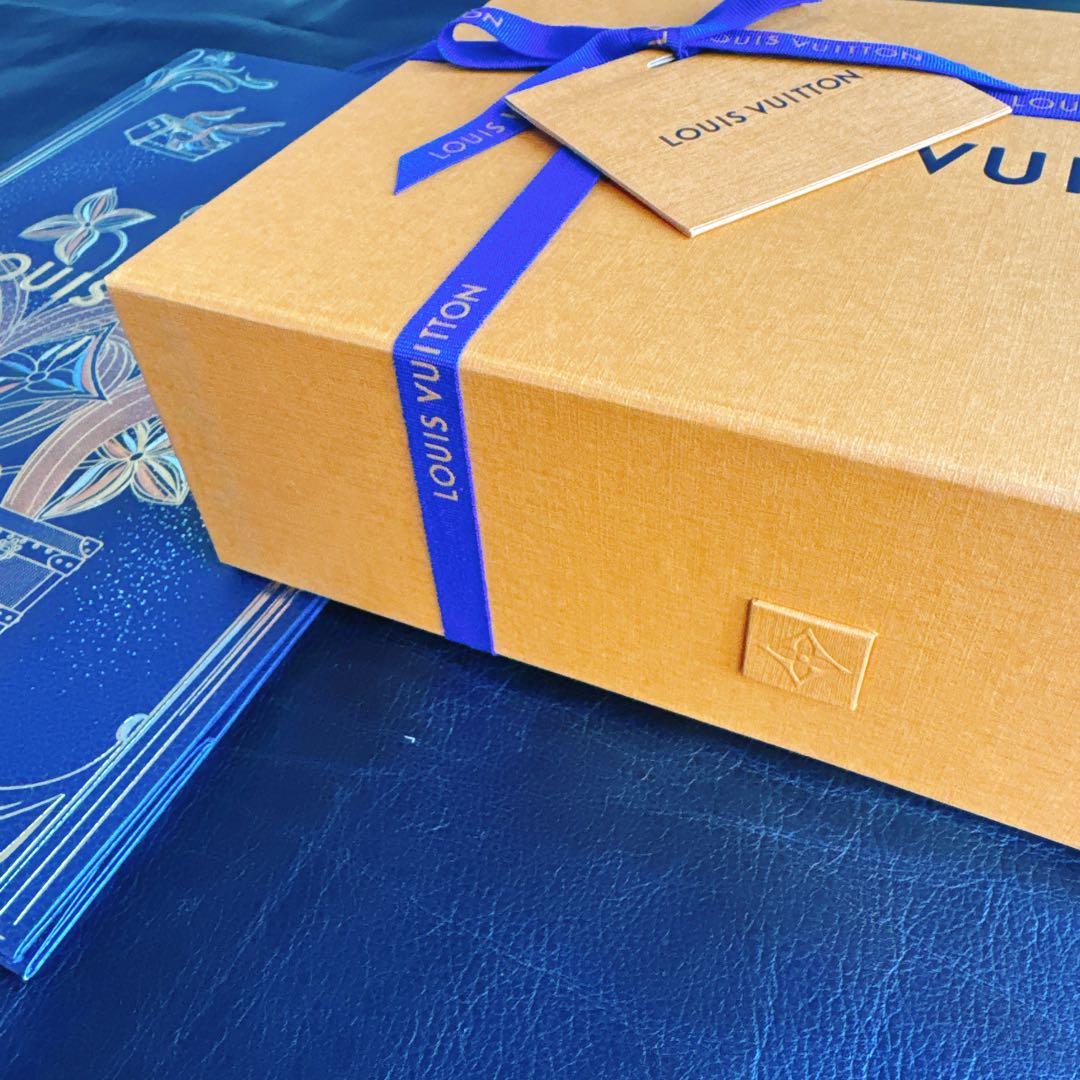 LOUIS VUITTON】2026/1購入 専用ケースショッパーセット一式 - メルカリ