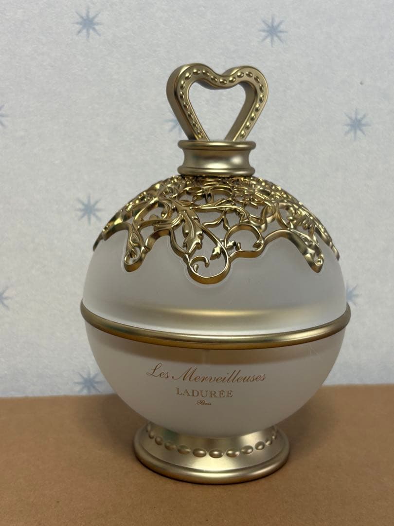 レ・メルヴェイユーズ ラデュレ チークポット - メルカリ