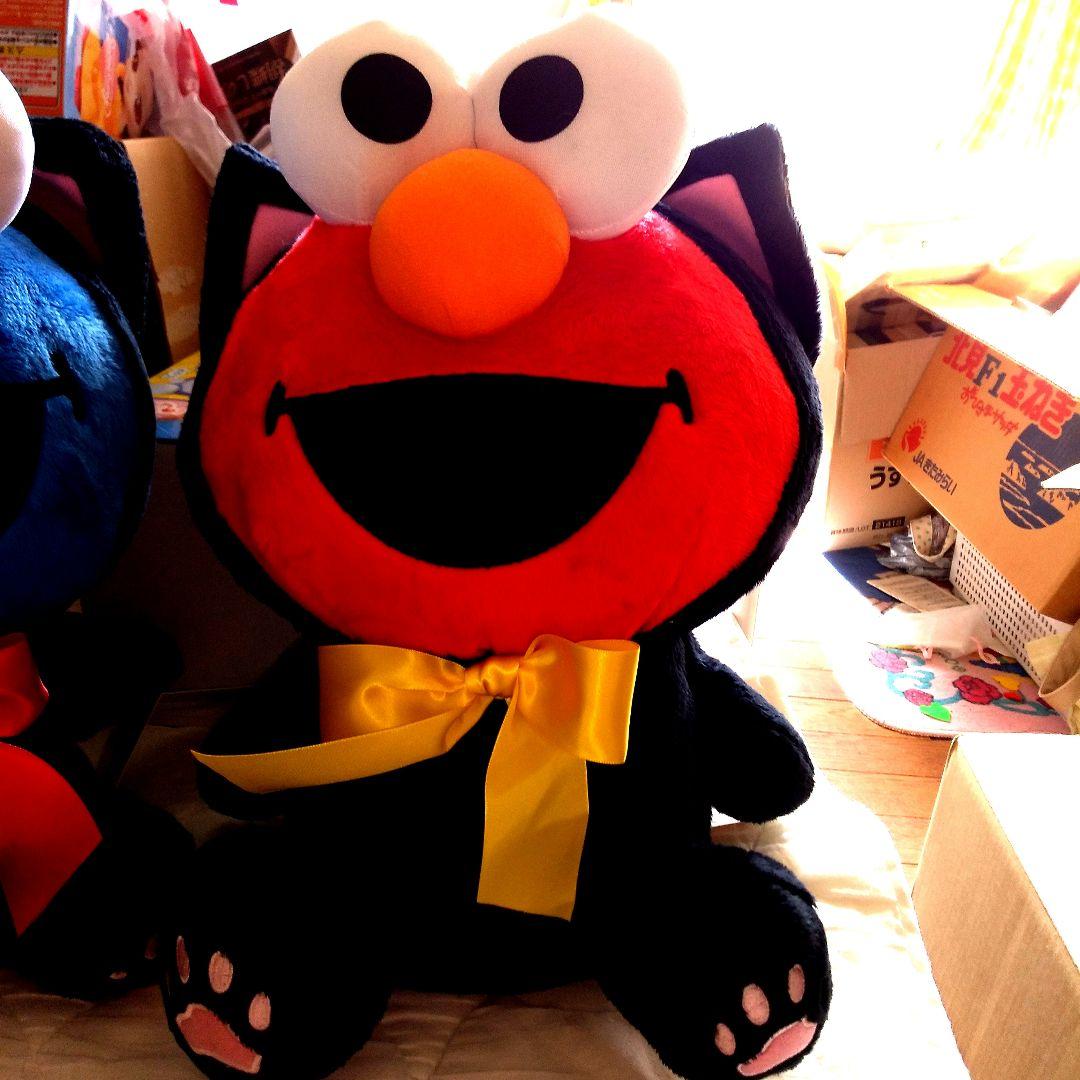 エルモとクッキーモンスター 黒ネコぬいぐるみ セサミストリート タグ