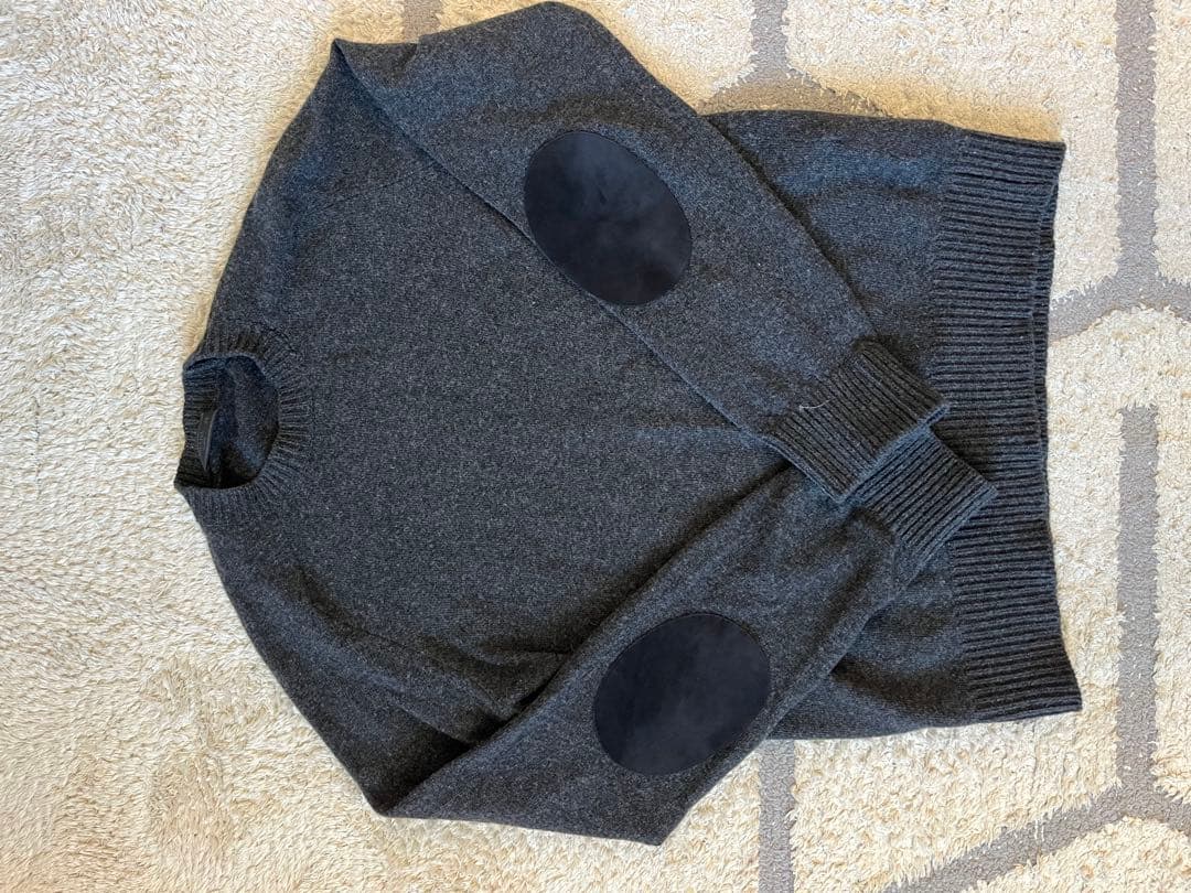 i*a様 プラダ エルボーパッチセーター チャコールグレー 首周り補修有り