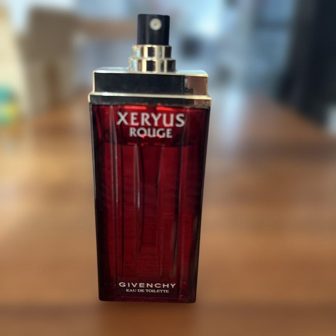 GIVENCHY キセリュズルージュ オードトワレ スプレー 100ml