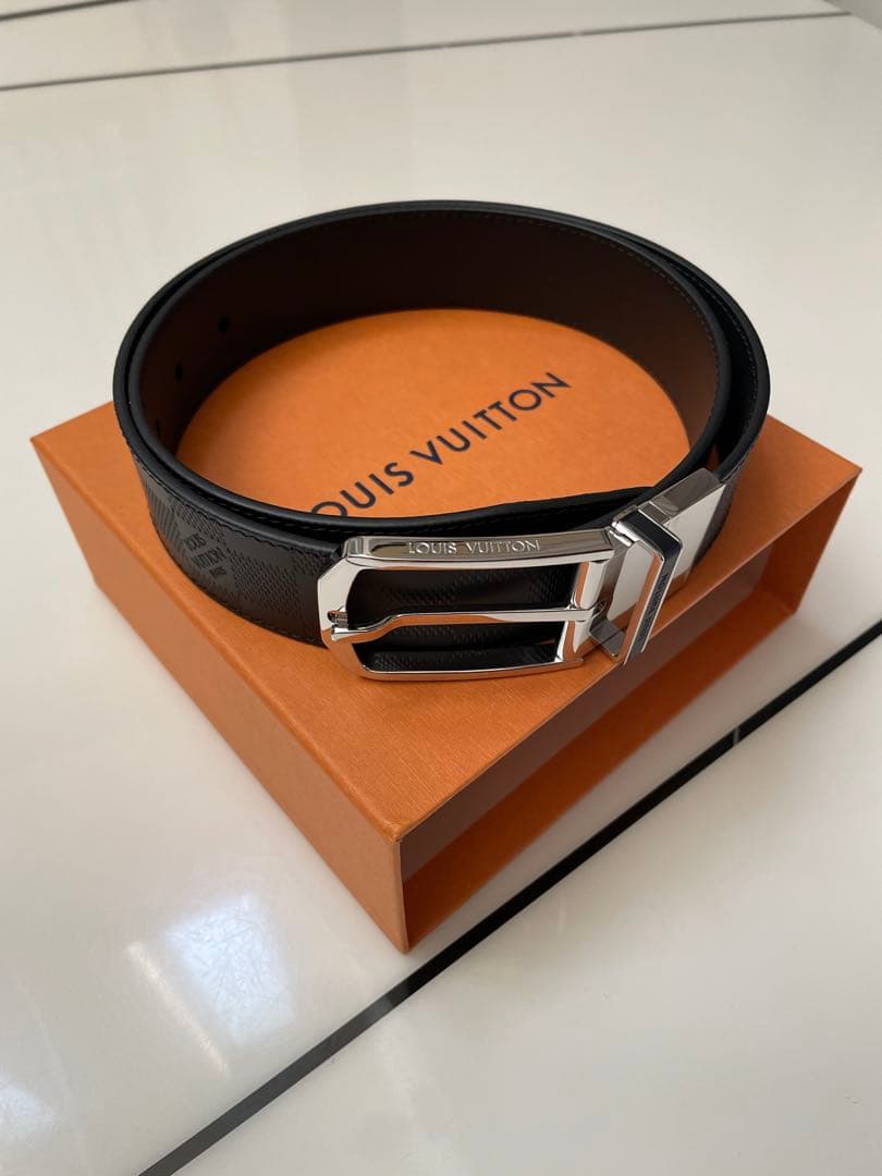 （新品）ルイヴィンサンチュールスレンダー M9906レザーベルト　ダミエ