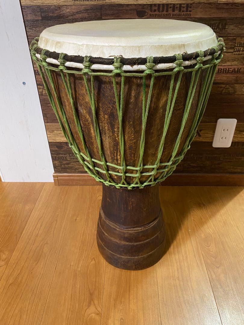 ジャンベ　ニンバ　コートジボワール産 アフリカ民族楽器・アフリカ雑貨店 BOGOLANMarket / コートジボワール
