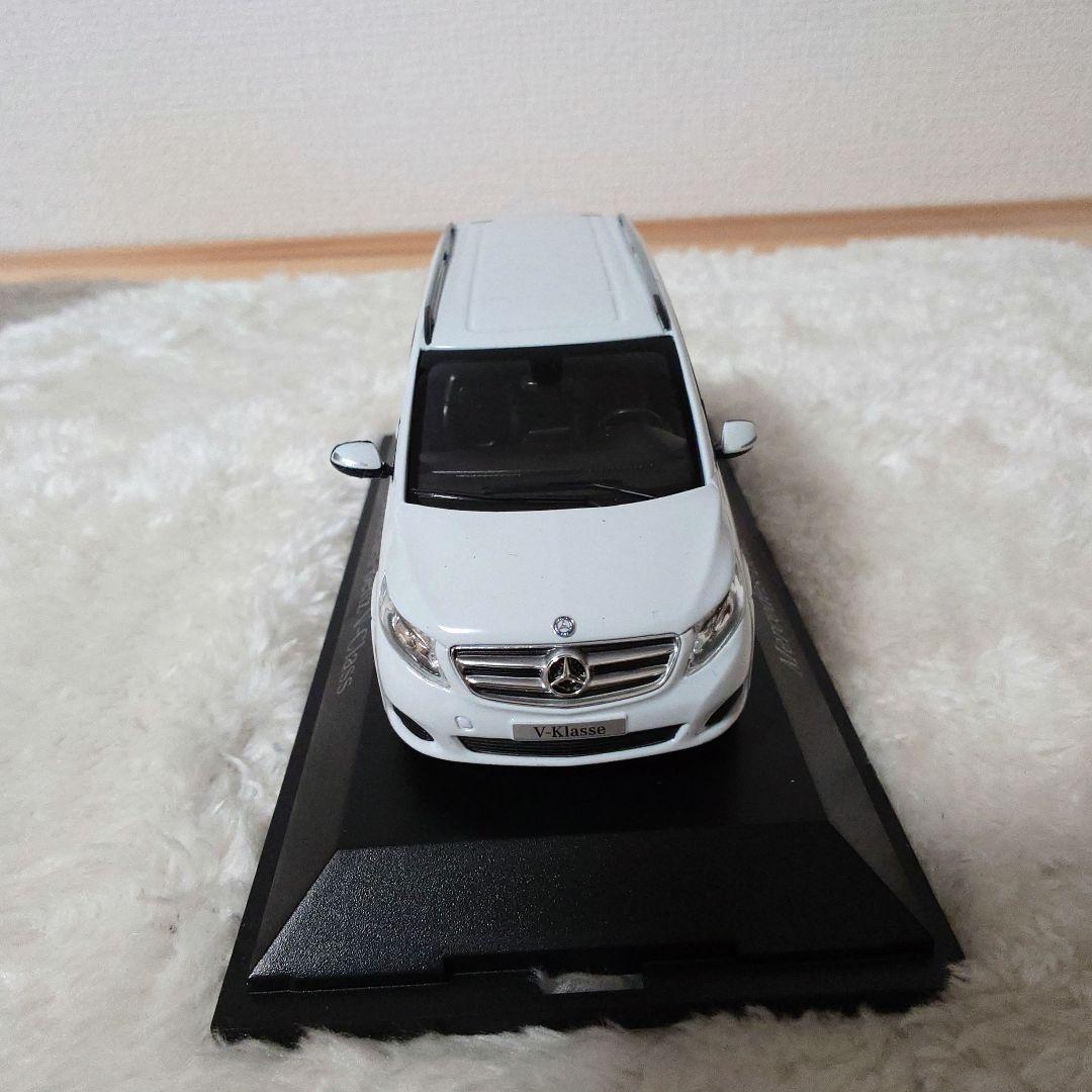 1/43 メルセデスベンツ Vクラス ディーラー品 ミニカー ホワイト