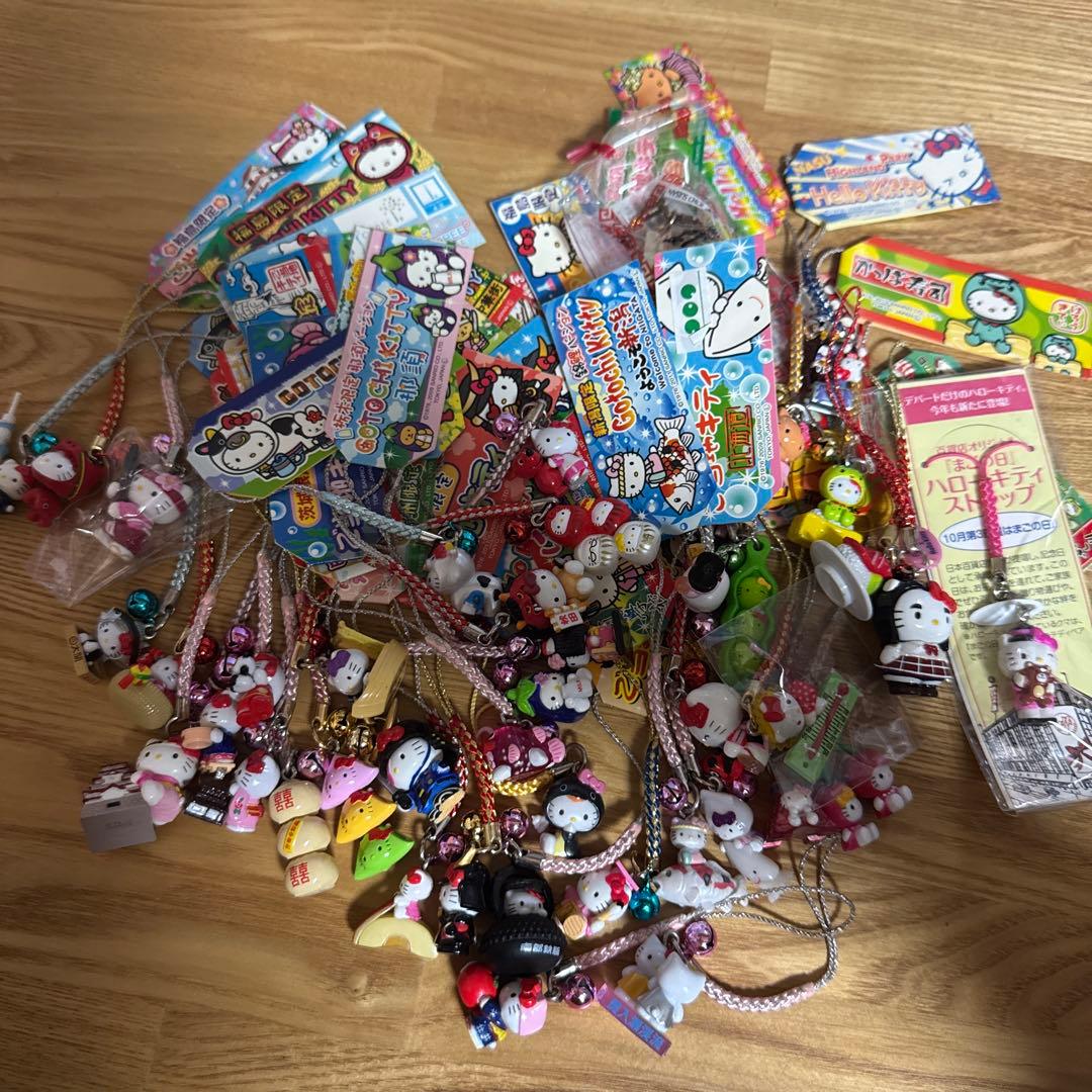 レアご当地キティ＆その他42個セット