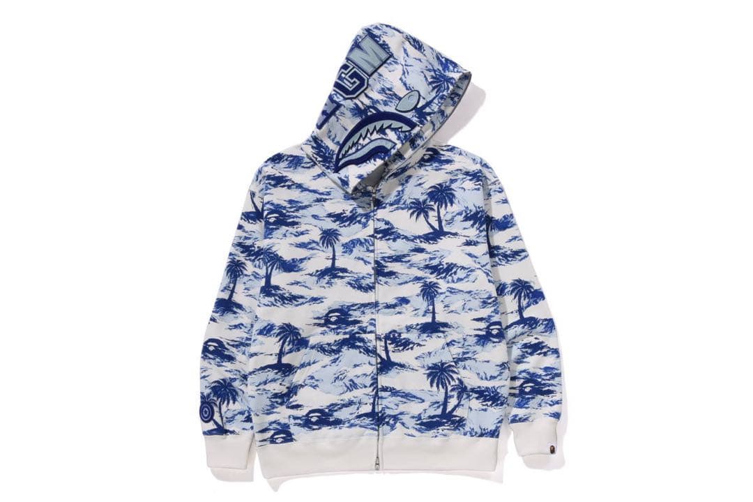 A Bathing Ape エイプシャークパーカーM レア 確実正規品即日発送‼️