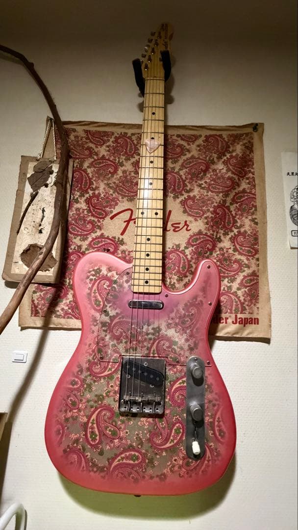 ペイズリー模様のピンクTelecaster Fender Made in Japan Limited Telecaster / Pink Paisley（新品/送料