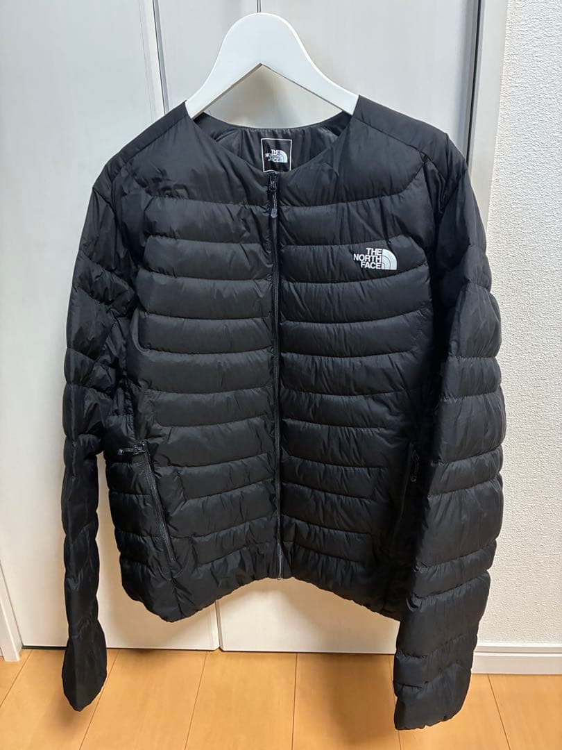 THE NORTH FACE サンダーラウンドネック ライトダウンジャケット　黒
