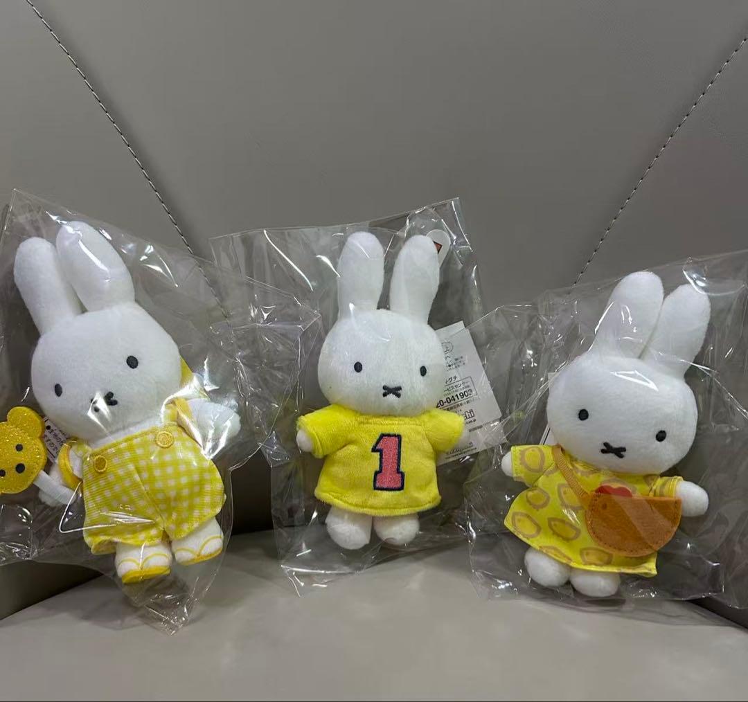 ミッフィー zakka Miffy sportsマスコット 3点セット - メルカリ