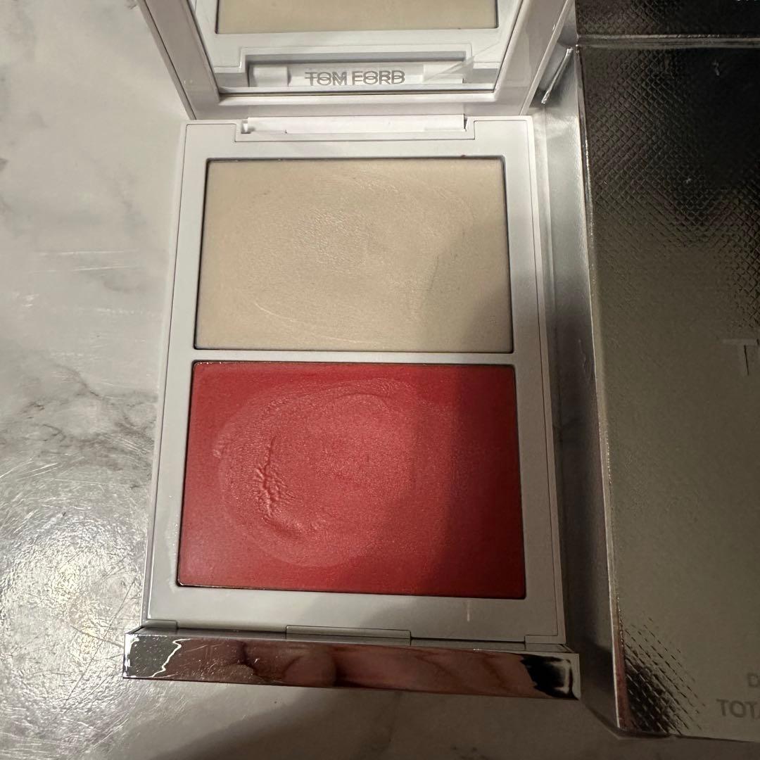 ソレイユネージュブラッシュ ハイライトデュオ01s ハイアルティ