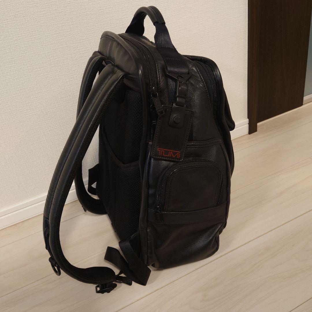 TUMI ビジネスバッグ レザー - メルカリ