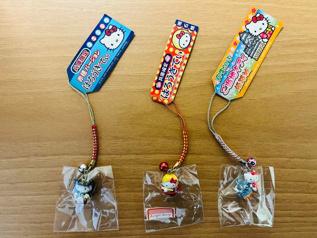 新品未使用/3個】ご当地キティ 兵庫限定ver.根付けストラップ - メルカリ