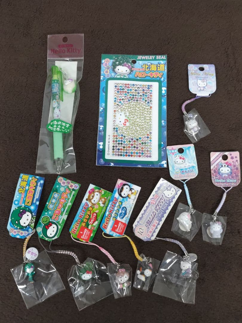 Hello Kitty ハローキティ 地域限定根付ストラップ·他 10種セット