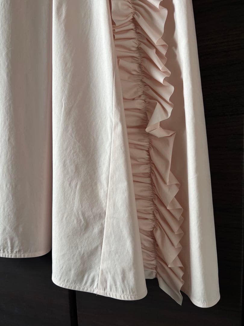 yori ケープフリルブラウス 新品タグ付き - メルカリ