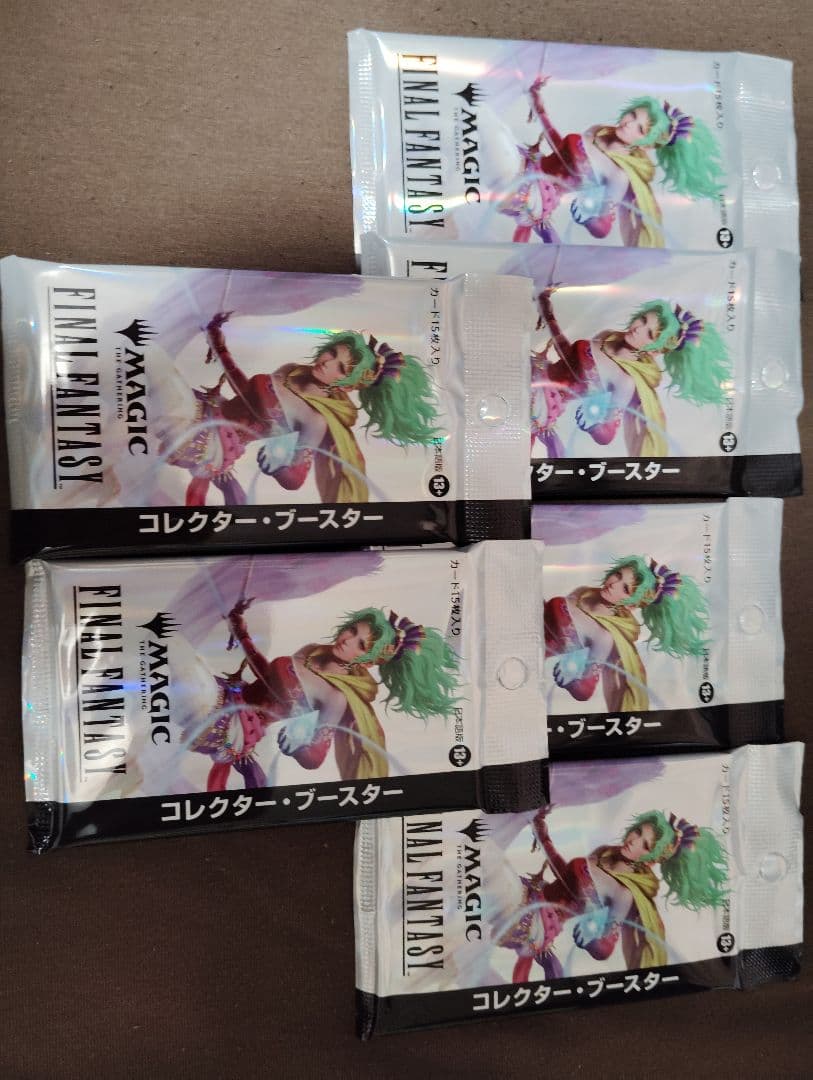 MTG FFコラボ　新品未開封 コレクターブースターパック 6パック 旧サイト】『マジック：ザ・ギャザリング――FINAL FANTASY』日本語版