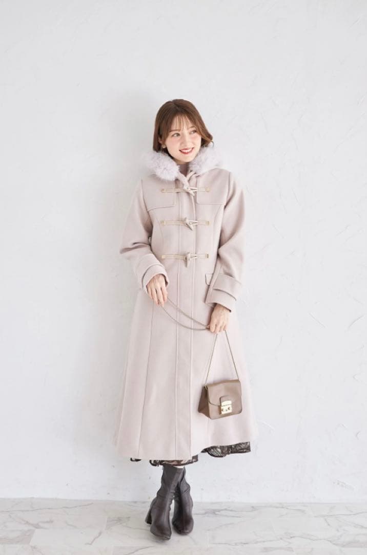 【新品】取り外し可能なファー付きフィット＆フレアシルエットダッフルコート