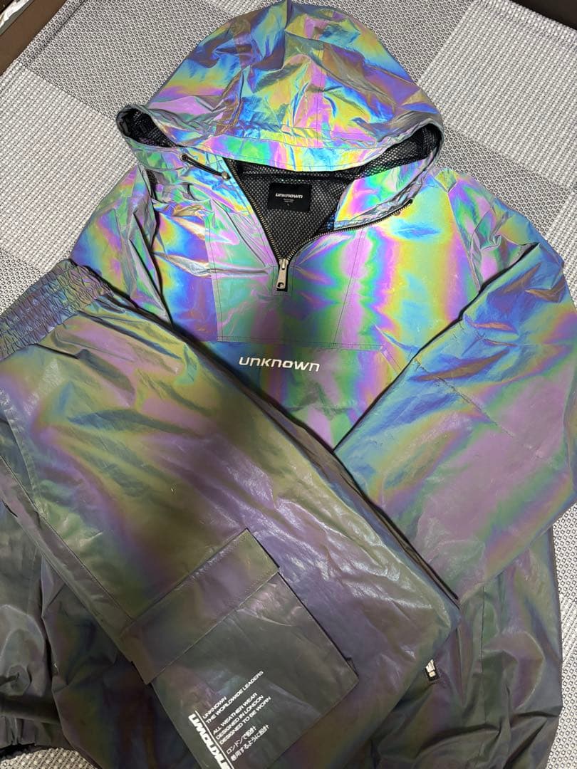 値段交渉可能！UNKNOWN 虹色ナイロンジャケット・パンツセット