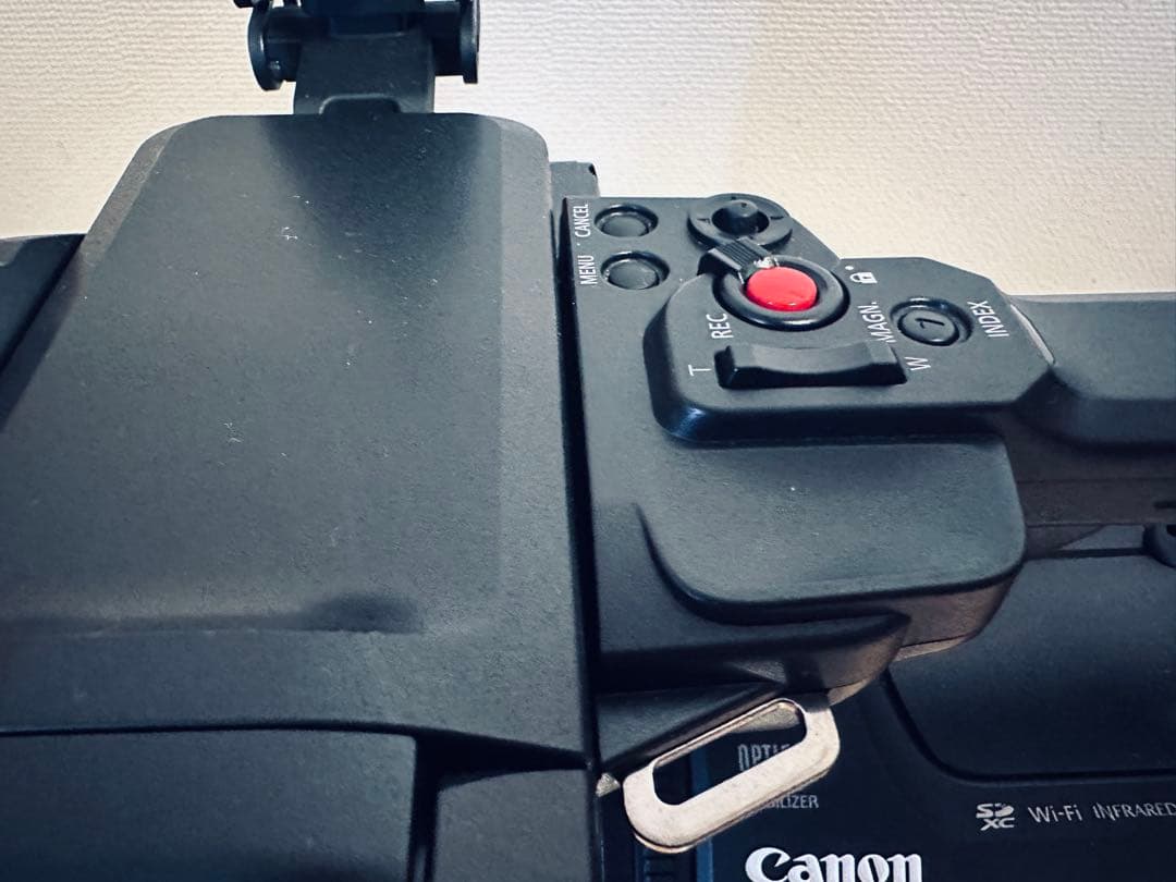 大幅値下げ】Canon XF605 4Kビデオカメラ BP A60付 - メルカリ