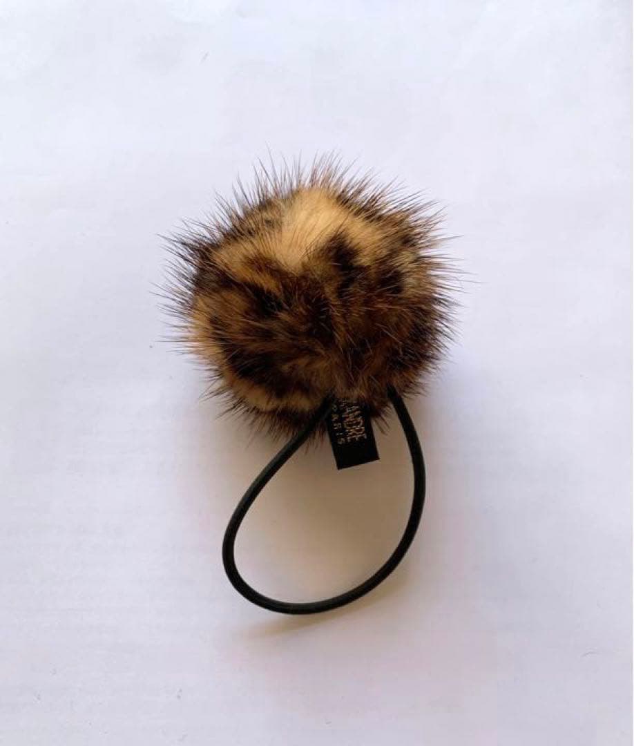 アレクサンドルドゥパリ 豹柄ミンクファーヘアゴム