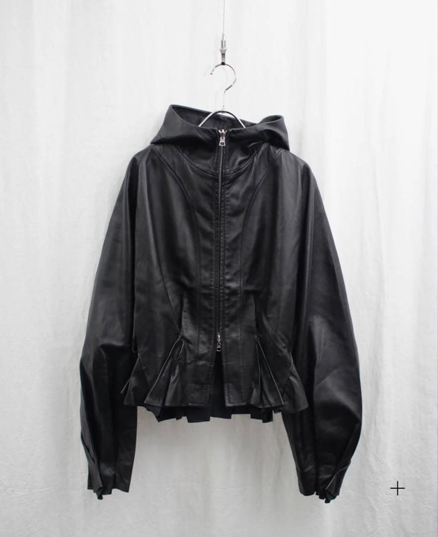 OMAR AFRIDI PLEATED LEATHER HOODIE 46 - メルカリ