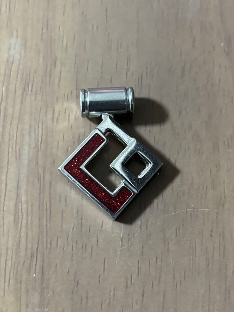 コラントッテネックレス　レッドラメ（トップのみ）値下げ希望は、交渉次第になります