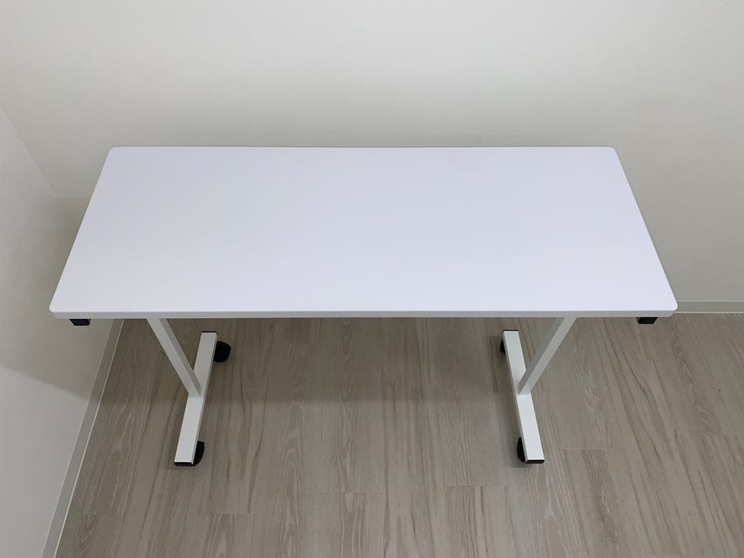 ネイルテーブル