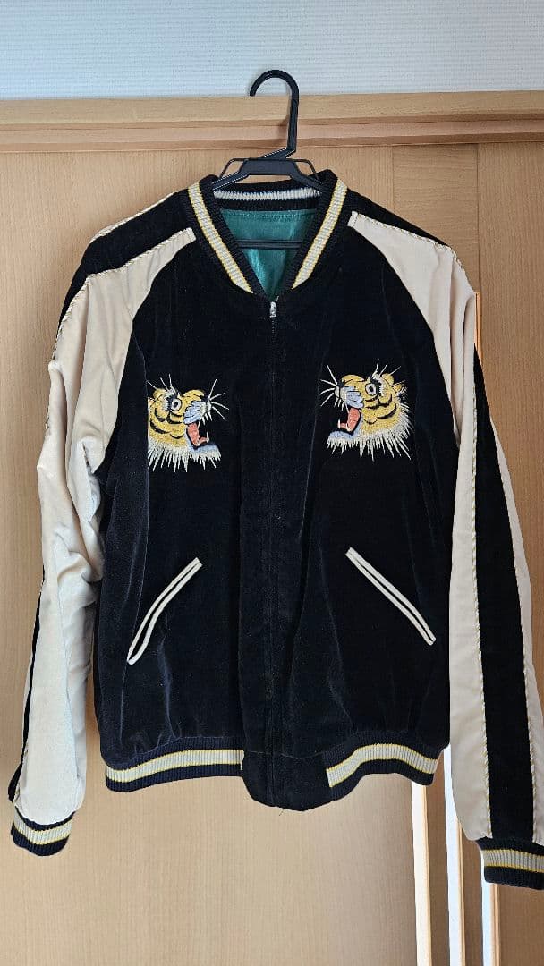 テーラー東洋 別珍 スカジャン TIGER HEAD× GOLD DRAGON 楽天市場】テーラー東洋 別珍 スカジャン(中綿なし) “GOLD DRAGON