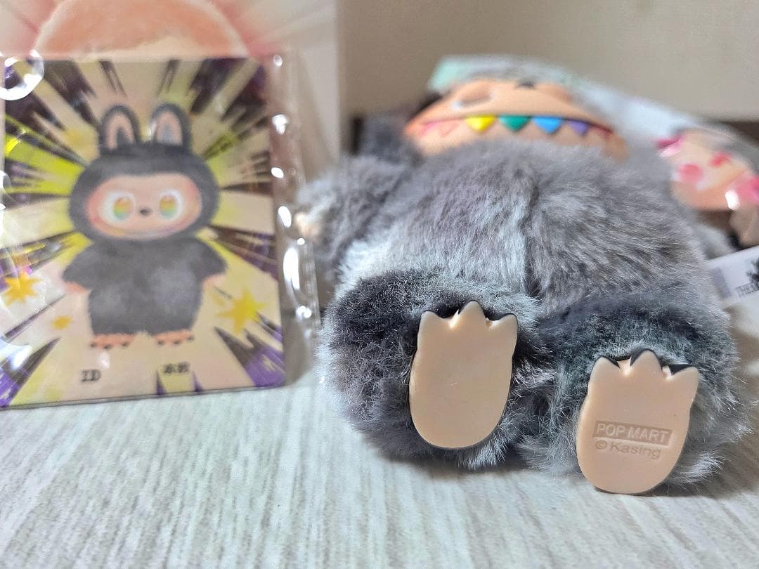 シークレットTHE MONSTERS BigintoEnergyラブブ( ID) - メルカリ