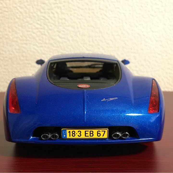 1/18 ブガティシロン超希少車 - メルカリ