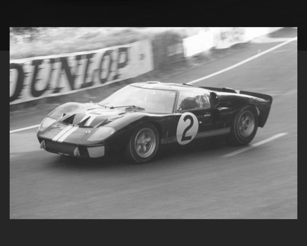 1/18 フォードGT-40 MK2　 Shelby Collectibles