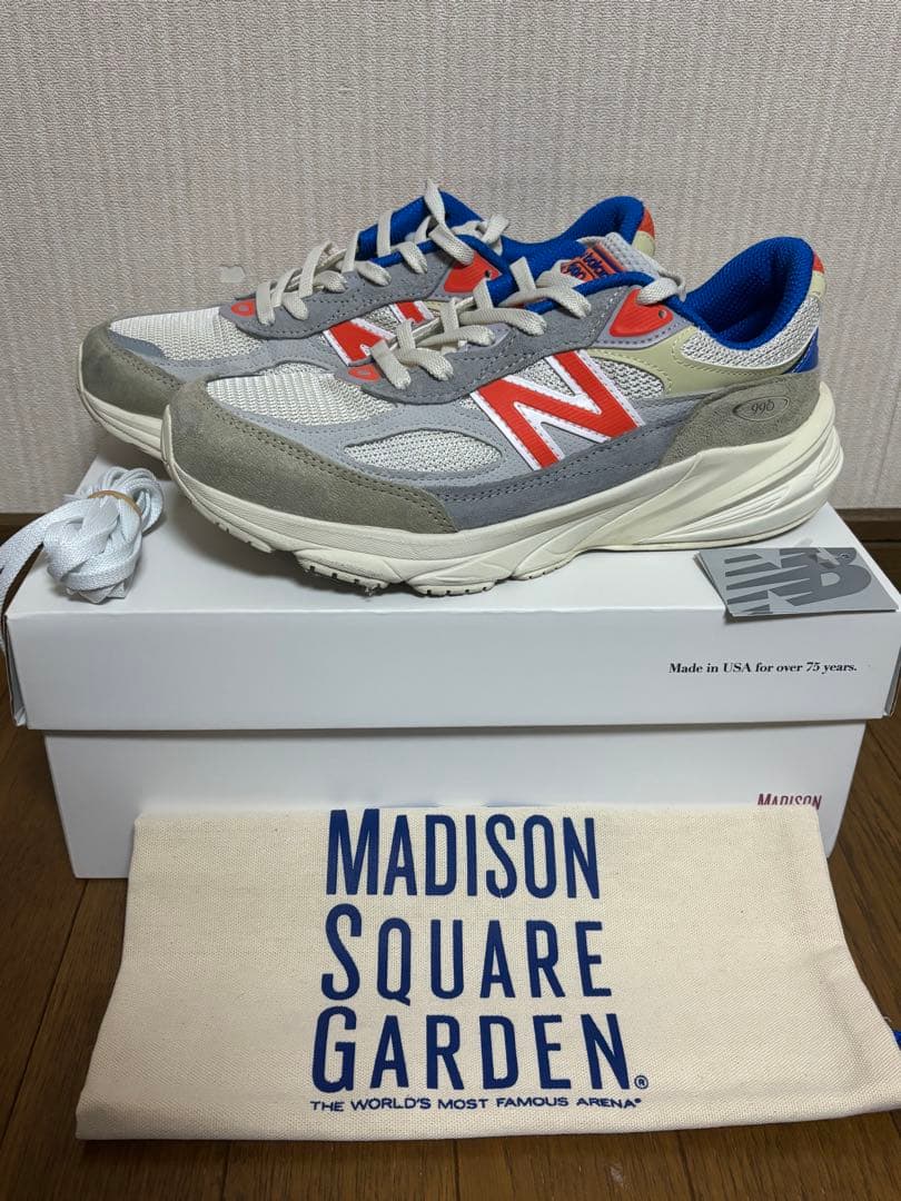 ホワイトKITH × NewBalance 990V6 \