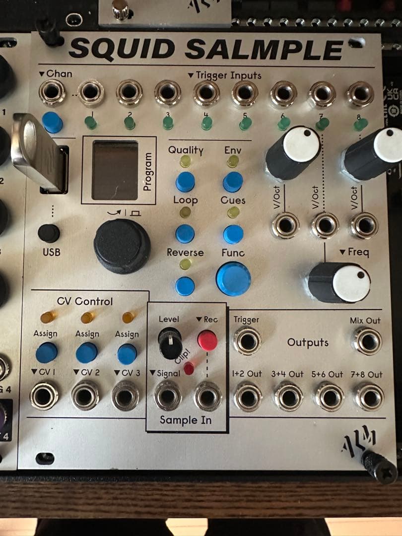 ALM Busy Squid Salmple モジュラーシンセ