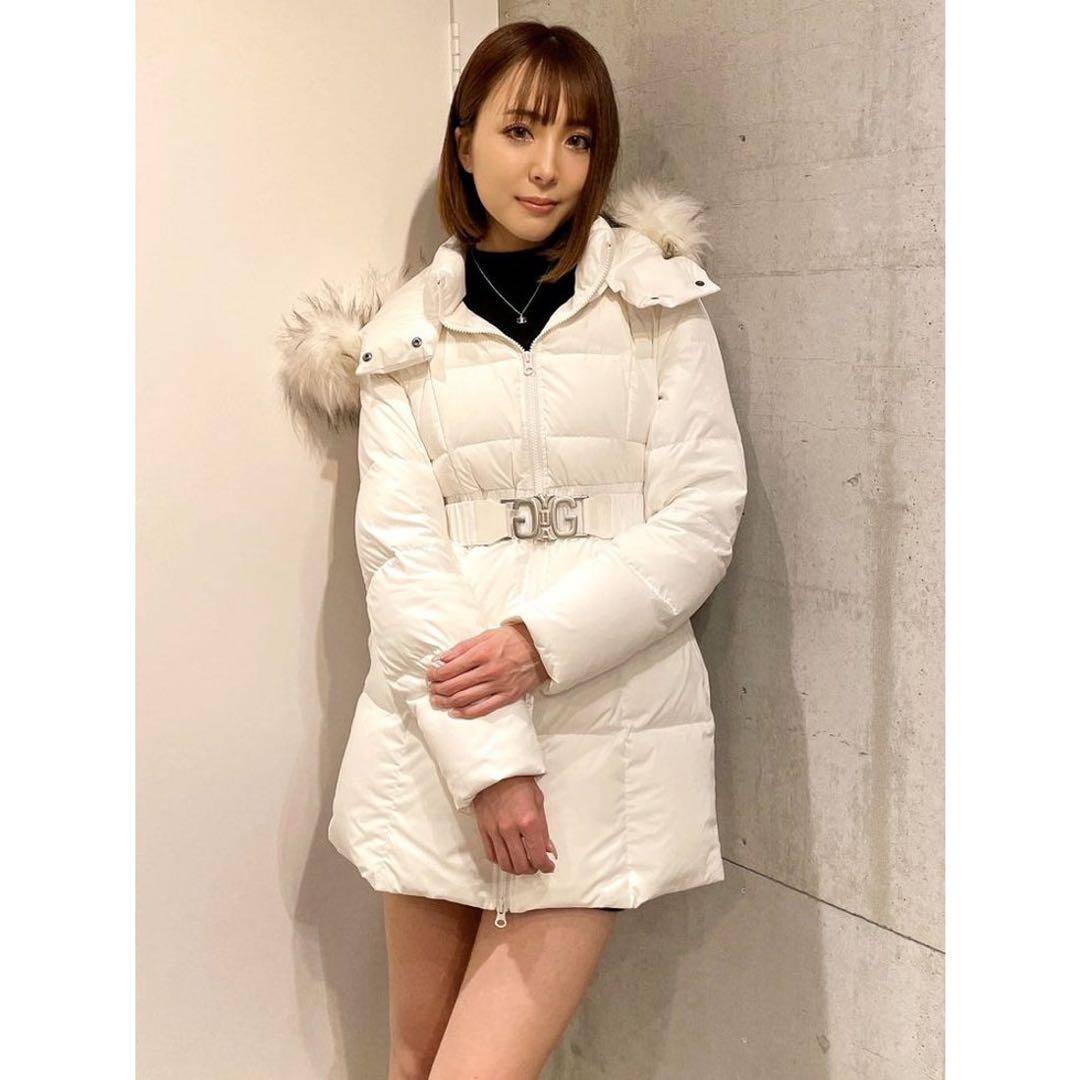 《 最安値！》GYDAホワイト ダウンジャケット ファー付き