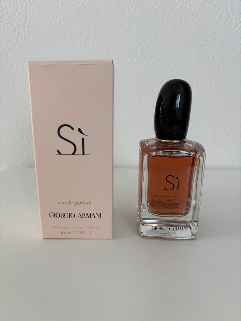 香水(女性用) Giorgio Armani Si Eau de Parfum 50mL