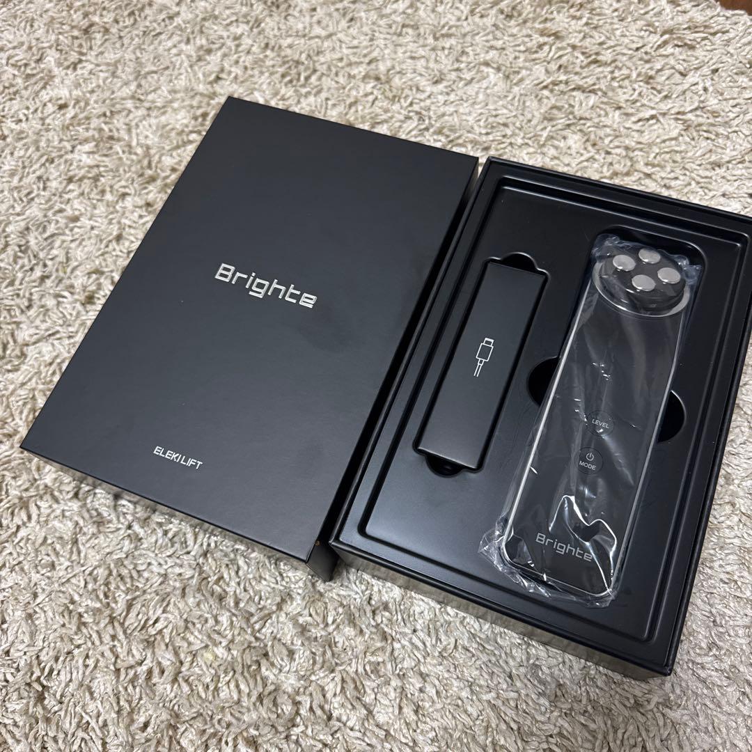 Brighte エレキリフト　美顔器 ブラック 充電ケーブル付き