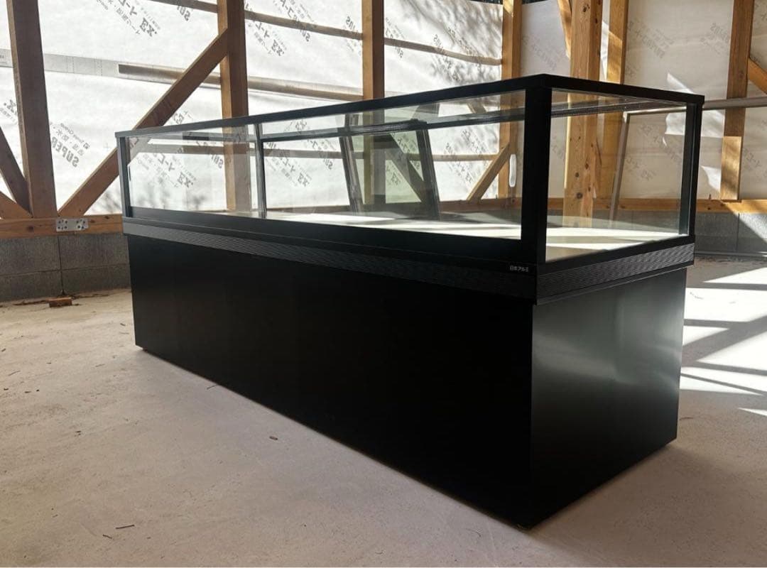 L*)様 ガラスショーケース 高級 店舗什器 アルミ製180cm