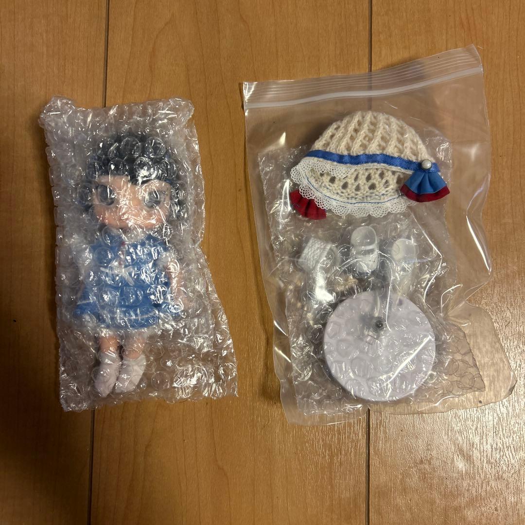 モリー　molly フィギュア　popmart