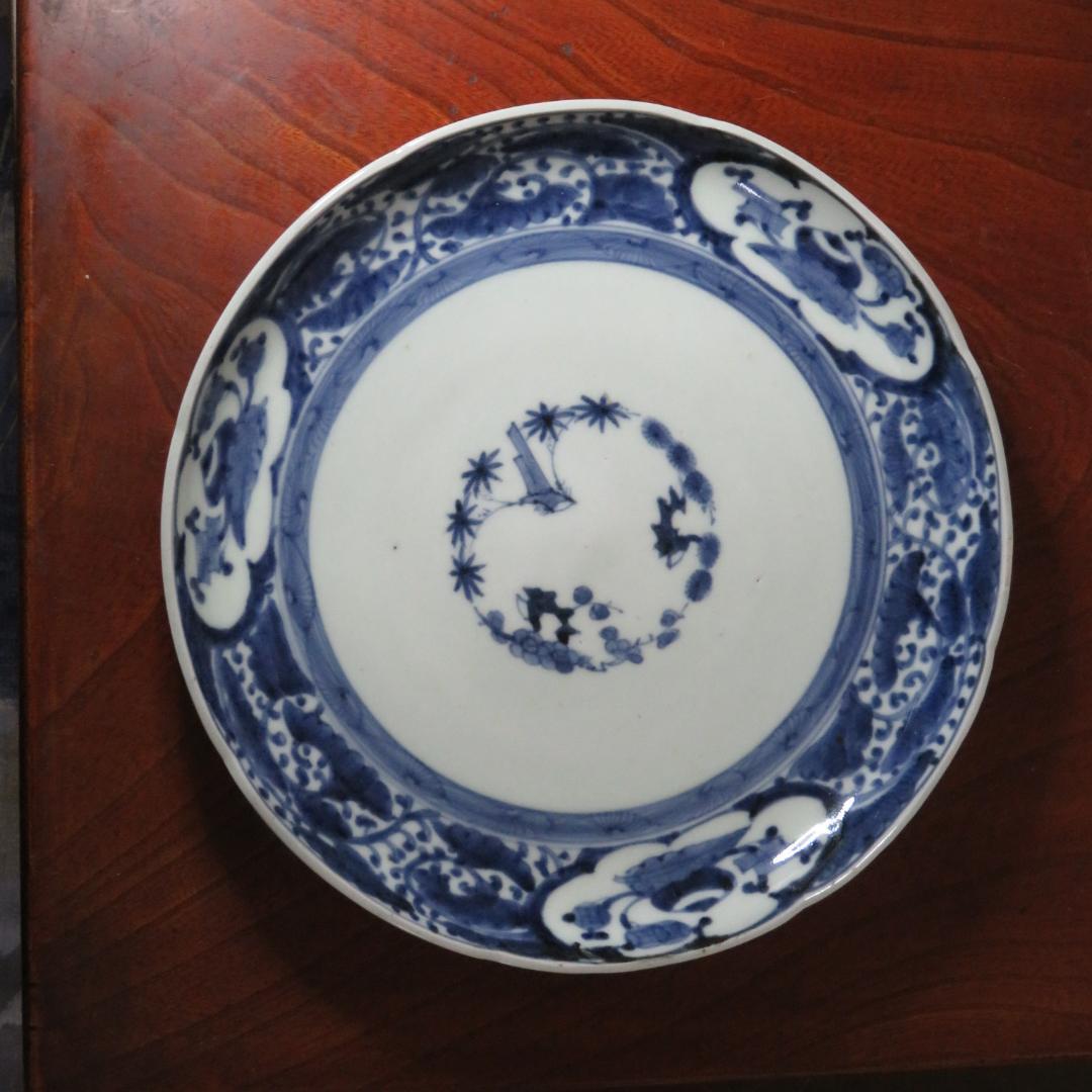 染付 皿 古伊万里 松竹梅 巻物 唐草 太明成化年製 木箱付 窯傷あり