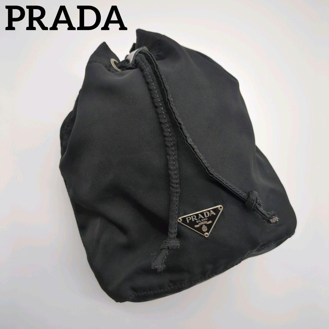 【美品・希少モデル】プラダ☆ポーチ 三角プレート ナイロン テスート 巾着 黒 楽天市場】prada 巾着 ブラックの通販