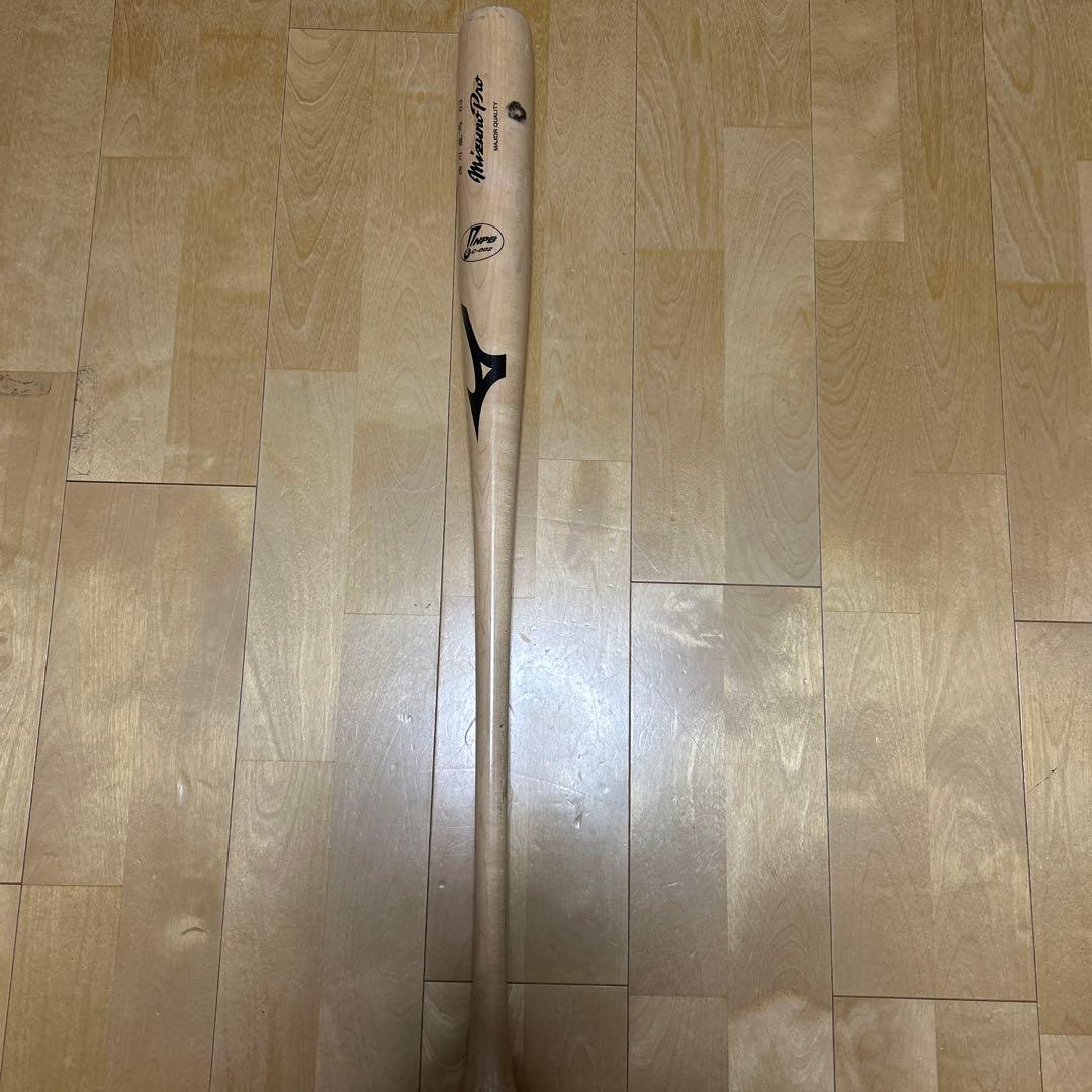 西川龍馬選手　名前入りバット 西川龍馬が生きる