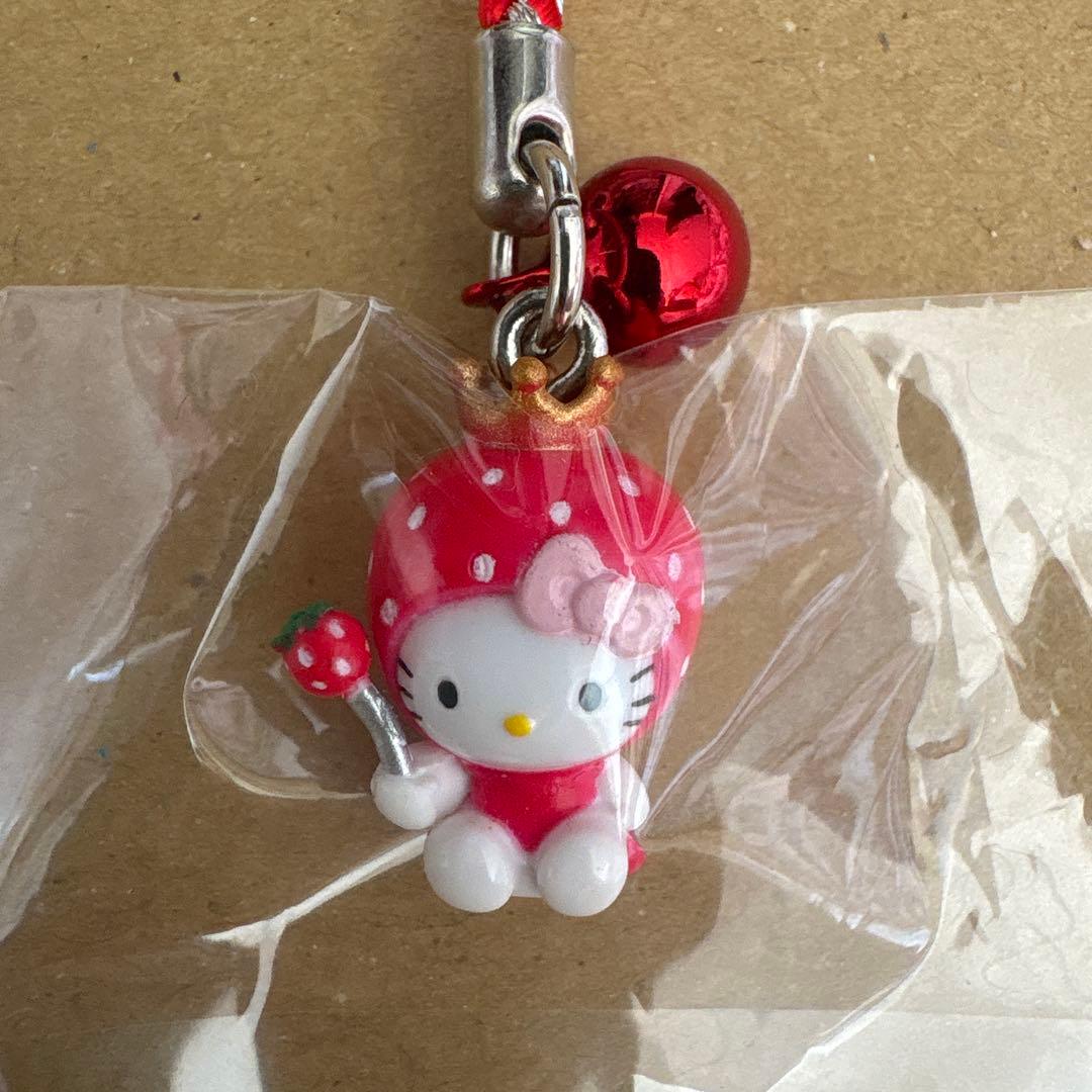 サンリオ】ハローキティ 栃木限定 いちご ご当地キティ - メルカリ