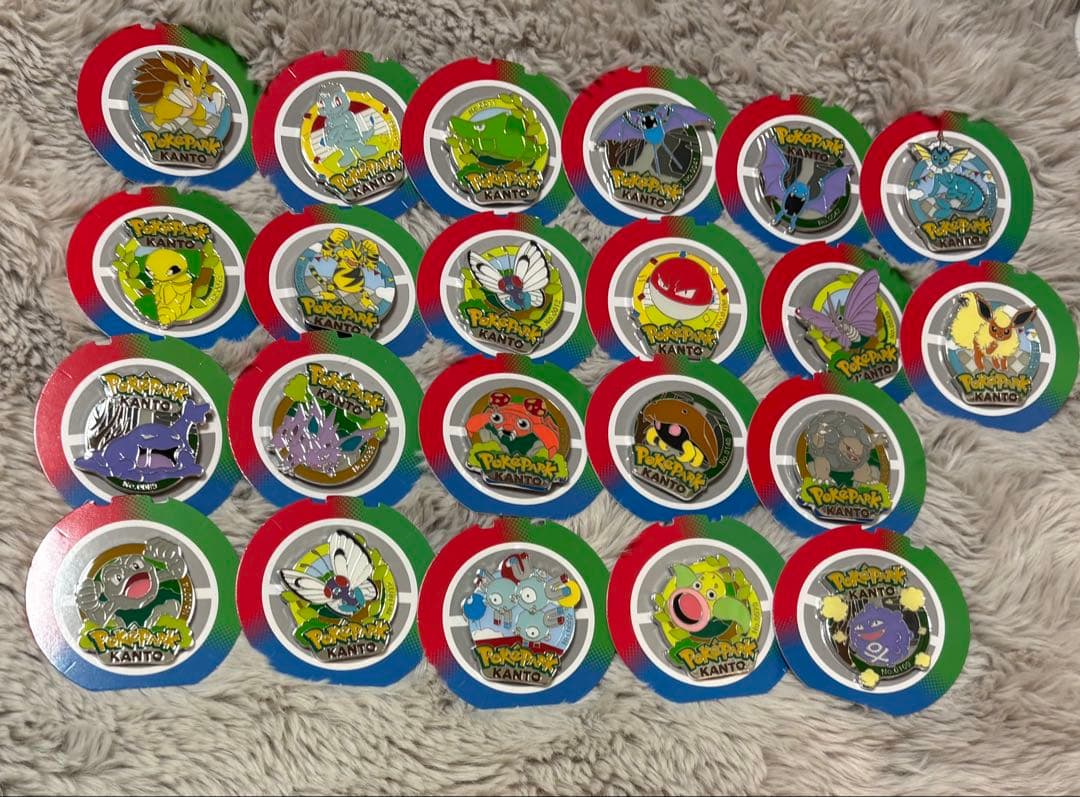 ポケパークカントー限定ピンズピンバッジ×22個シャワーズブースター