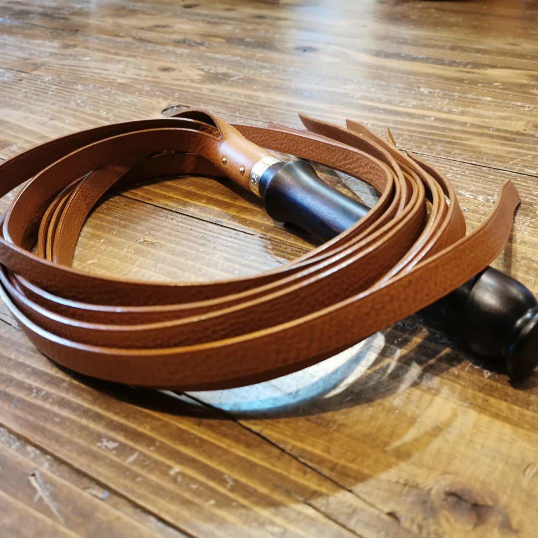 バラ鞭　SaMidare【ほぼ未使用】本革