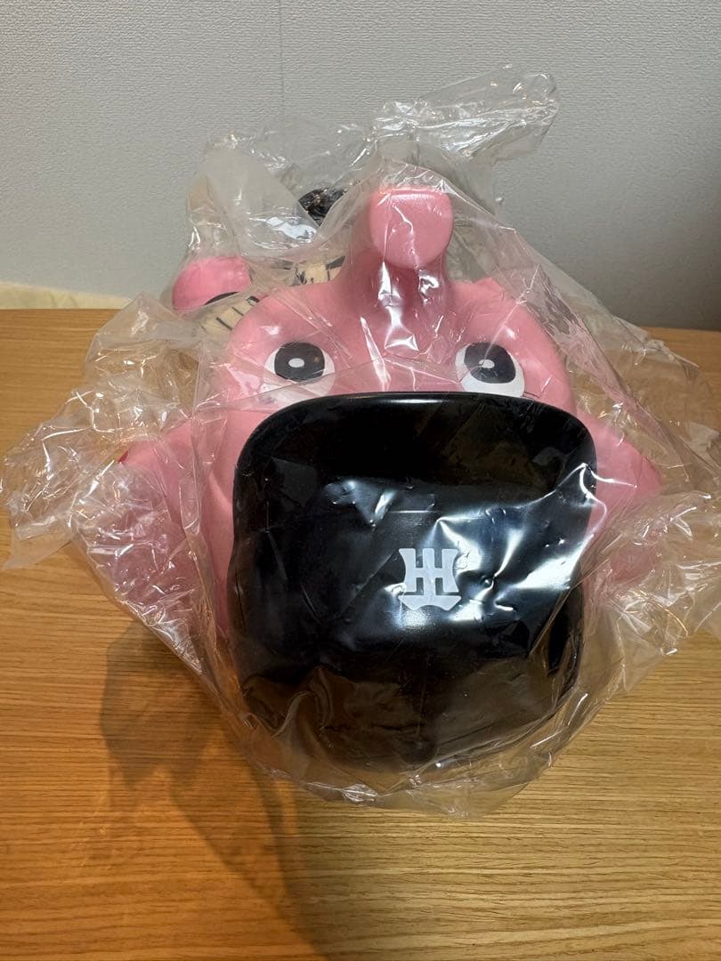 阪神タイガースサトちゃん&サトコちゃん コインバンク 30cm - メルカリ