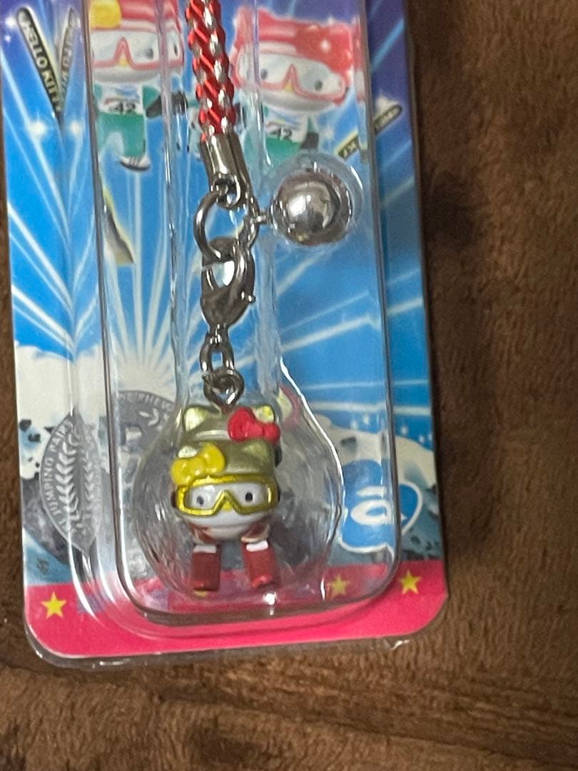 ハローキティ スキー ジャンプストラップ 2個セット 金銀 - メルカリ