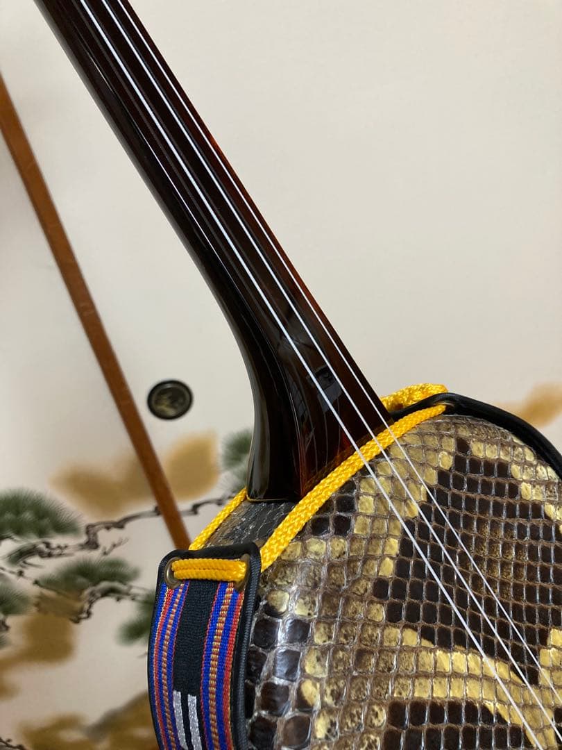 沖縄三線 八重山クルチ 本蛇皮一枚張り！