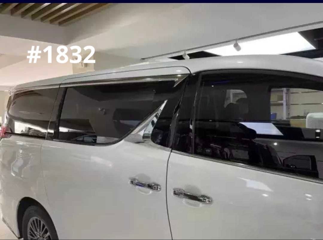 #1832 新品・社外　LEXUS LM350・LM300h 仕様　サイドパネル