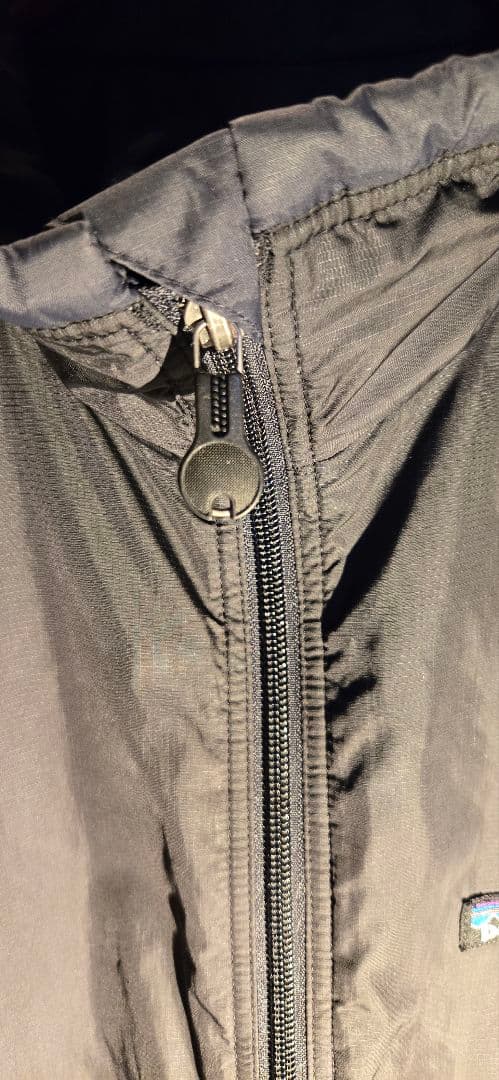 パタゴニア パフボールベスト M 黒 2011年製 84016 美品 - メルカリ